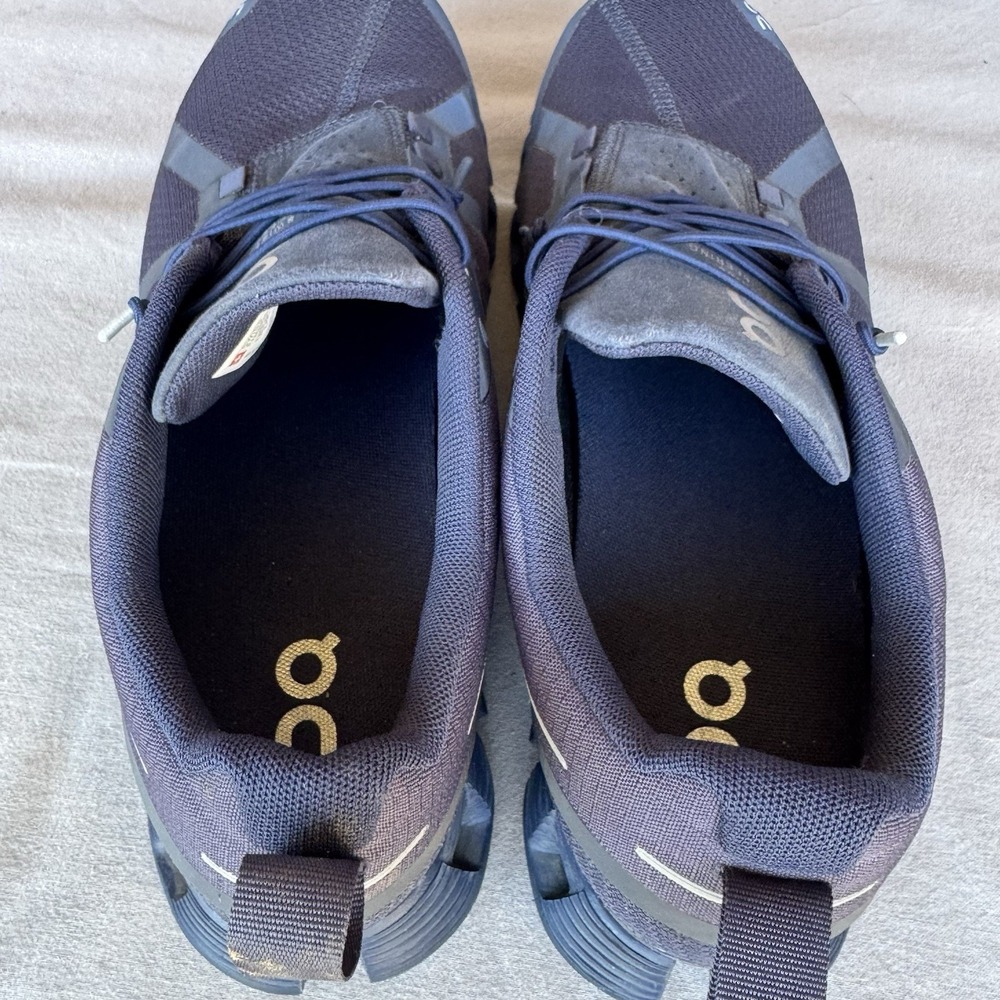Size 9.5 - Men's On Cloud 6 Navy Blue Waterproof Running Shoes 19.99189 - Picture 6 of 10